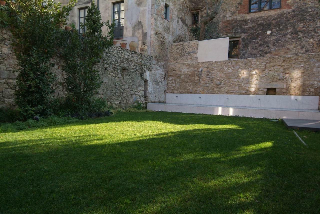 Beautifully Furnished Luxury In Barri Vell, Girona